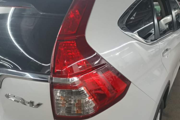 Used Honda CR-V 2016 2.0L Two-Wheel Drive Classic Edition Right Rear Taillight
