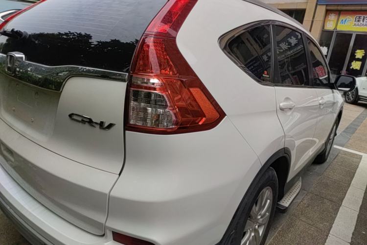 Used Honda CR-V 2016 2.0L Two-Wheel Drive Classic Edition Right Rear Taillight