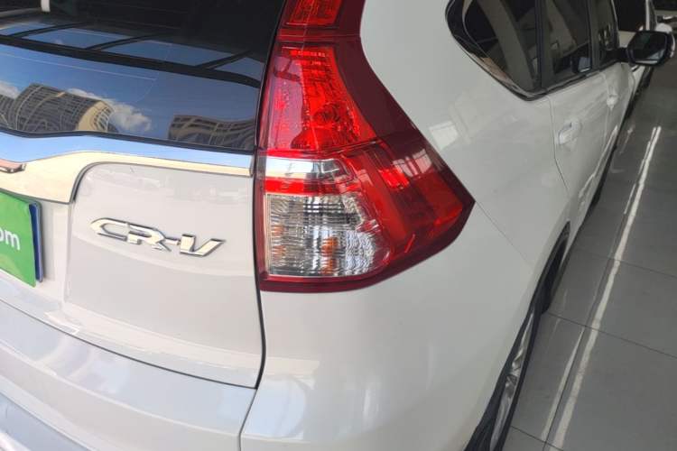 Used Honda CR-V 2016 2.0L two-wheel drive Urban Edition Right Rear Taillight