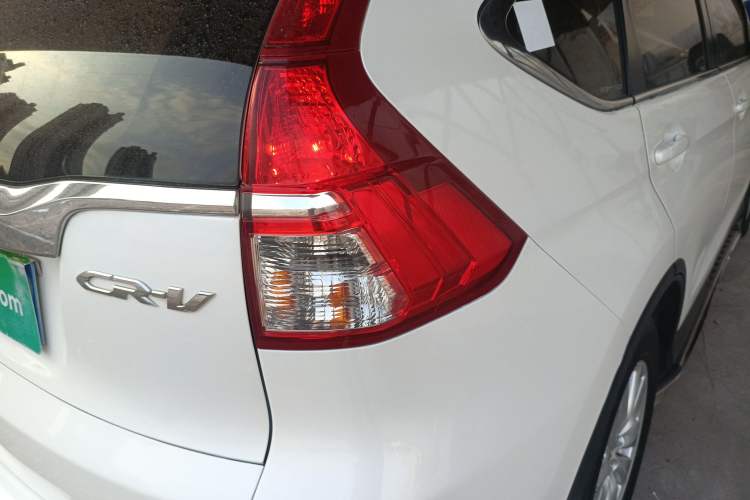 Used Honda CR-V 2016 2.0L two-wheel drive Urban Edition Right Rear Taillight