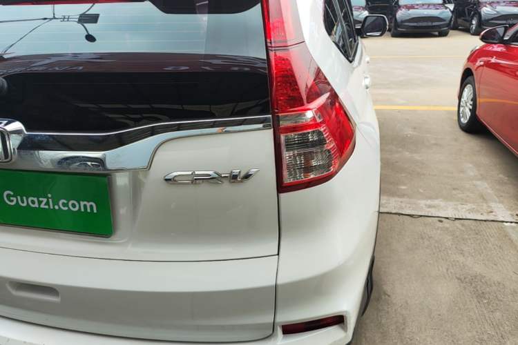 Used Honda CR-V 2016 2.0L Two-Wheel Drive Classic Edition Right Rear Taillight