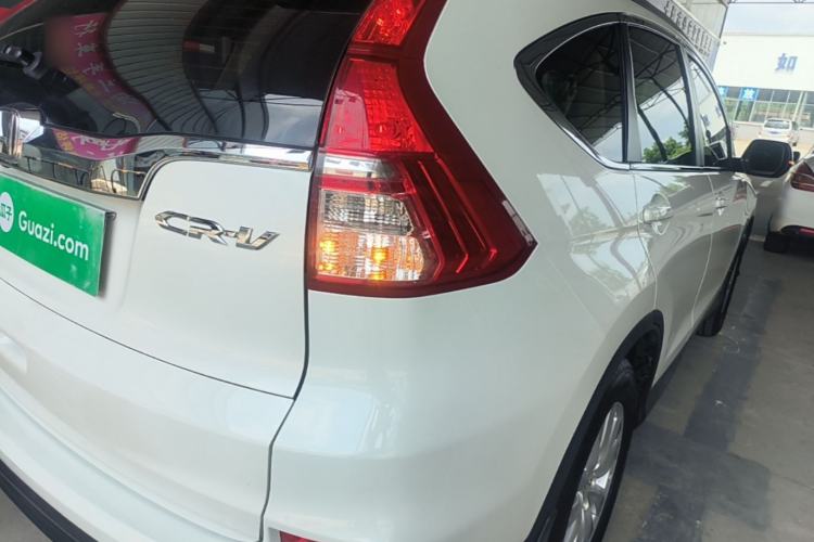 Used Honda CR-V 2016 2.0L two-wheel drive Urban Edition Right Rear Taillight