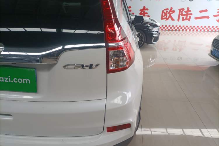 Used Honda CR-V 2016 2.0L two-wheel drive Urban Edition Right Rear Taillight