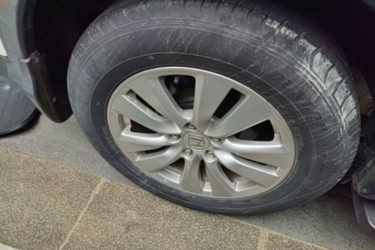 Used Honda CR-V 2016 2.0L Two-Wheel Drive Classic Edition Right Rear Wheel Hub