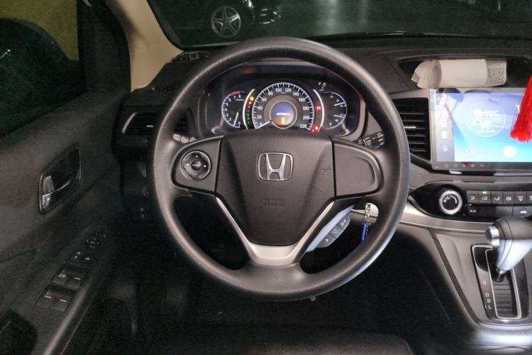 Used Honda CR-V 2016 2.0L two-wheel drive Urban Edition Steering Wheel