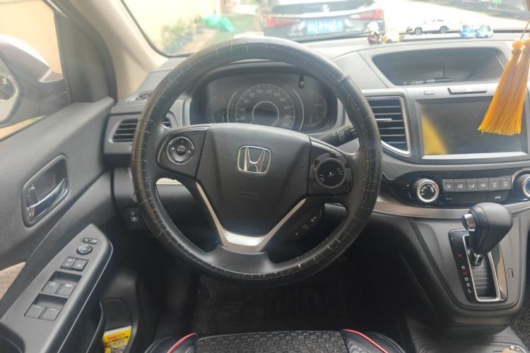 Used Honda CR-V 2016 2.0L two-wheel drive Urban Edition Steering Wheel