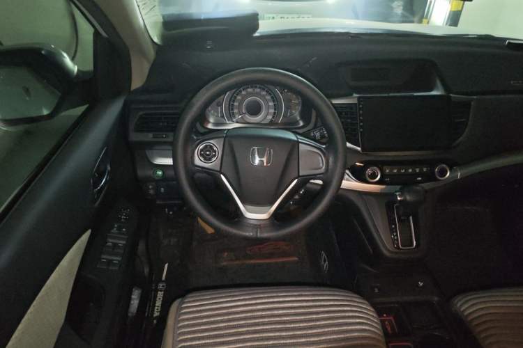 Used Honda CR-V 2016 2.0L Two-Wheel Drive Classic Edition Steering Wheel