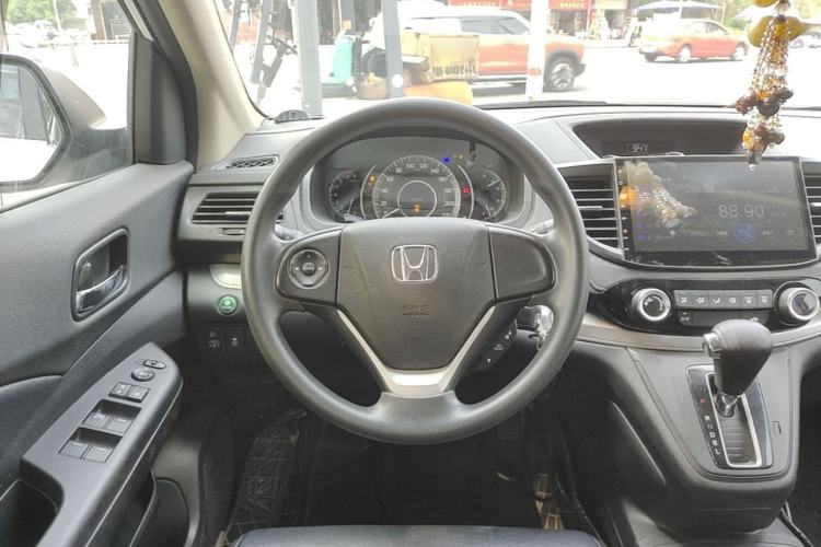Used Honda CR-V 2016 2.0L two-wheel drive Urban Edition Steering Wheel