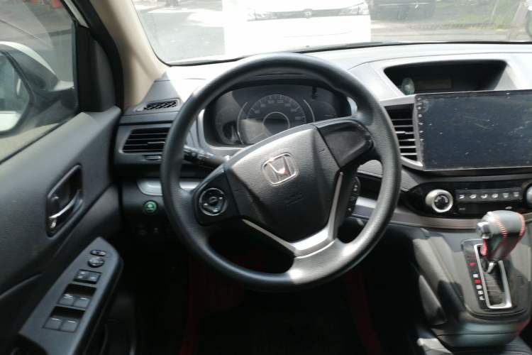 Used Honda CR-V 2016 2.0L Two-Wheel Drive Classic Edition Steering Wheel