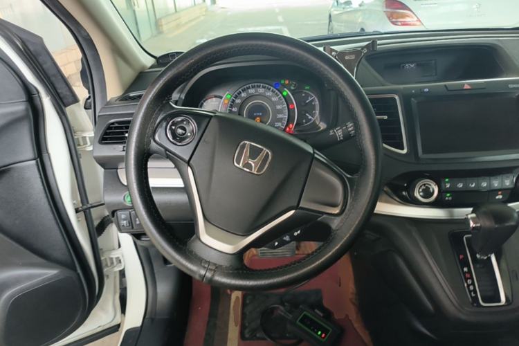 Used Honda CR-V 2016 2.0L two-wheel drive Urban Edition Steering Wheel