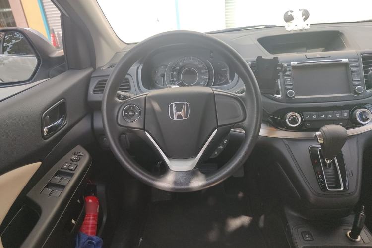 Used Honda CR-V 2016 2.0L two-wheel drive Urban Edition Steering Wheel
