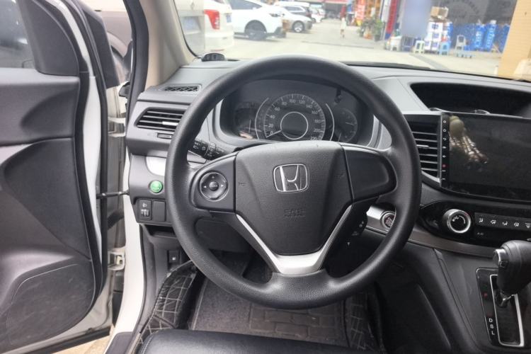 Used Honda CR-V 2016 2.0L two-wheel drive Urban Edition Steering Wheel