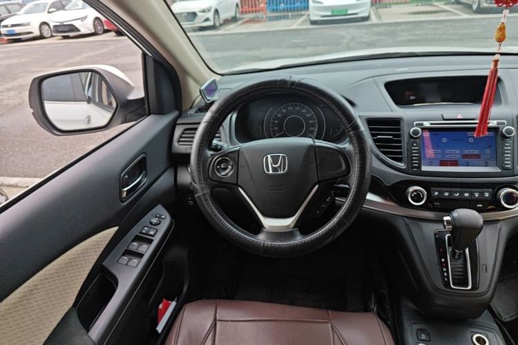 Used Honda CR-V 2016 2.0L Two-Wheel Drive Classic Edition Steering Wheel