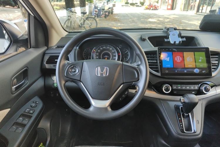 Used Honda CR-V 2016 2.0L two-wheel drive Urban Edition Steering Wheel