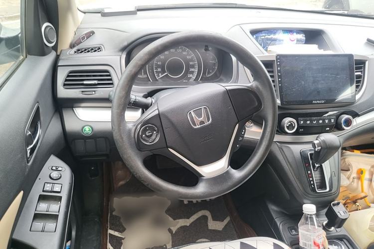 Used Honda CR-V 2016 2.0L two-wheel drive Urban Edition Steering Wheel