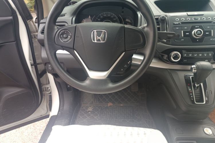 Used Honda CR-V 2016 2.0L two-wheel drive Urban Edition Steering Wheel