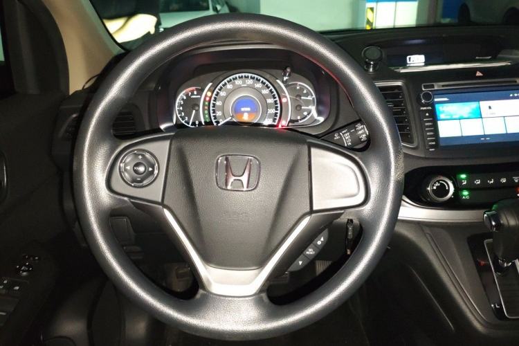 Used Honda CR-V 2016 2.0L two-wheel drive Urban Edition Steering Wheel