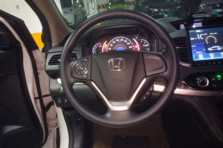 Used Honda CR-V 2016 2.0L two-wheel drive Urban Edition Steering Wheel