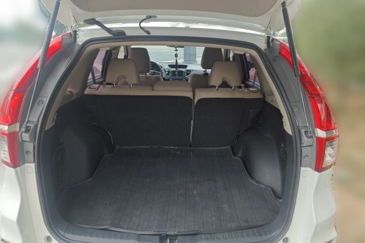 Used Honda CR-V 2016 2.0L two-wheel drive Urban Edition Trunk