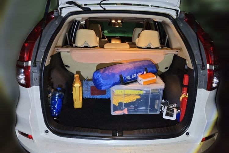 Used Honda CR-V 2016 2.0L two-wheel drive Urban Edition Trunk
