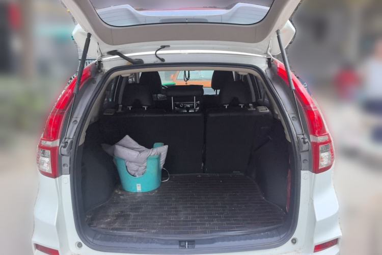 Used Honda CR-V 2016 2.0L Two-Wheel Drive Classic Edition Trunk