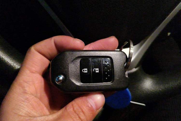 Used Honda CR-V 2016 2.0L two-wheel drive Urban Edition Vehicle Key