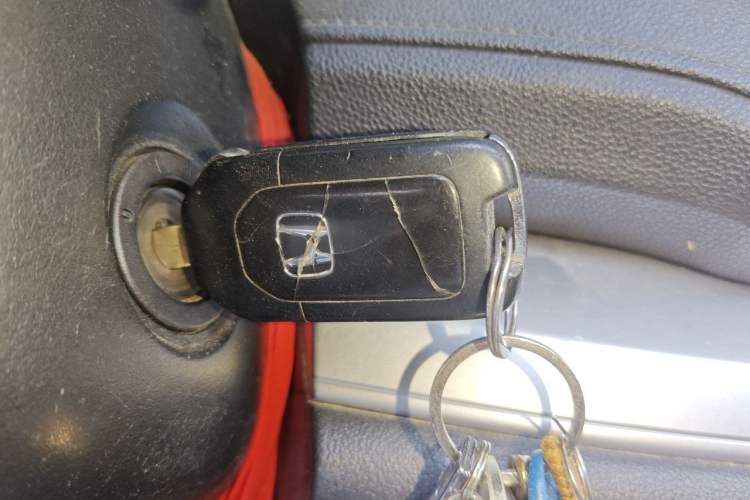 Used Honda CR-V 2016 2.0L two-wheel drive Urban Edition Vehicle Key