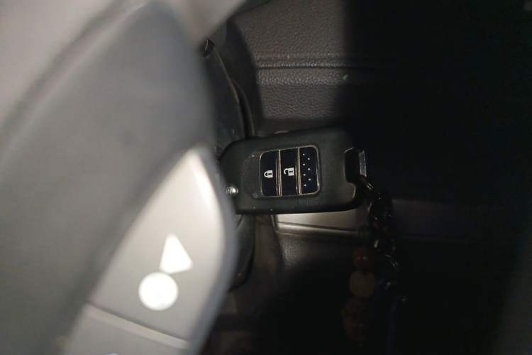 Used Honda CR-V 2016 2.0L two-wheel drive Urban Edition Vehicle Key