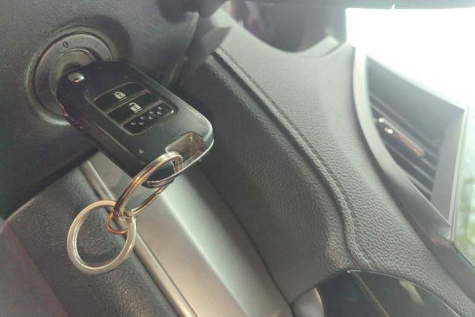 Used Honda CR-V 2016 2.0L two-wheel drive Urban Edition Vehicle Key