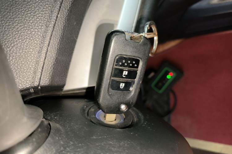 Used Honda CR-V 2016 2.0L two-wheel drive Urban Edition Vehicle Key