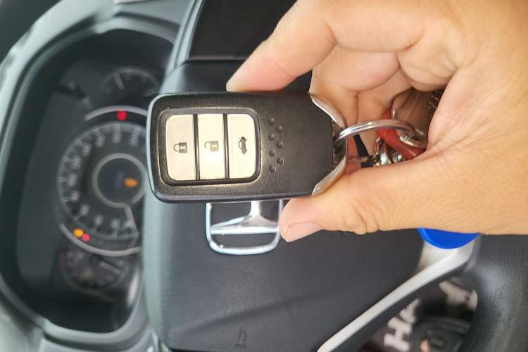 Used Honda CR-V 2016 2.0L two-wheel drive Urban Edition Vehicle Key
