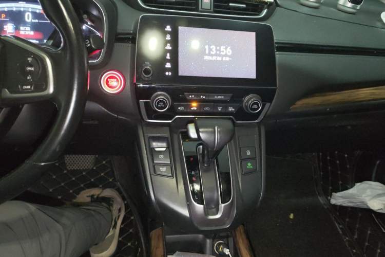 Used Honda CR-V 2017 240TURBO CVT Front-Wheel Drive Fashion Edition Audio And AC Panel
