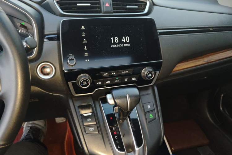 Used Honda CR-V 2017 240TURBO CVT Front-Wheel Drive Fashion Edition Audio And AC Panel