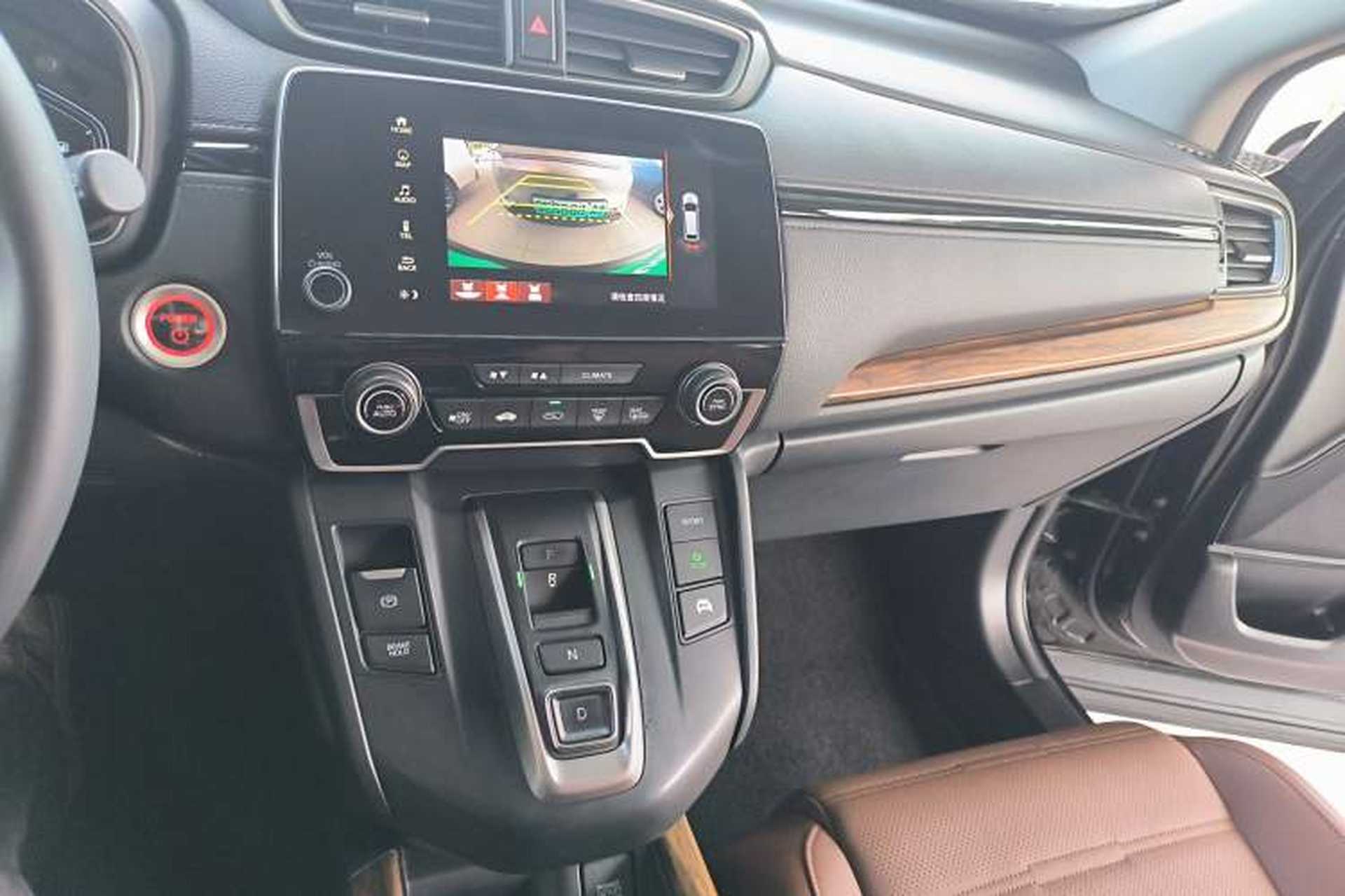 Used Honda CR-V 2017 Hybrid 2.0L Pure Drive Edition Audio And AC Panel