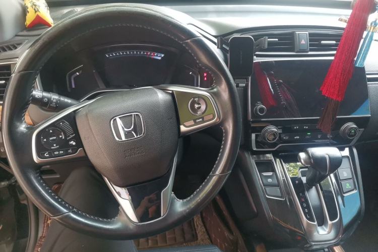 Used Honda CR-V 2017 240TURBO CVT Front-Wheel Drive Fashion Edition Center Console