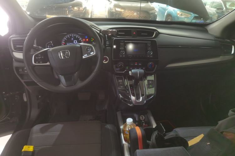 Used Honda CR-V 2017 240TURBO CVT 2WD Urban Edition Center Console