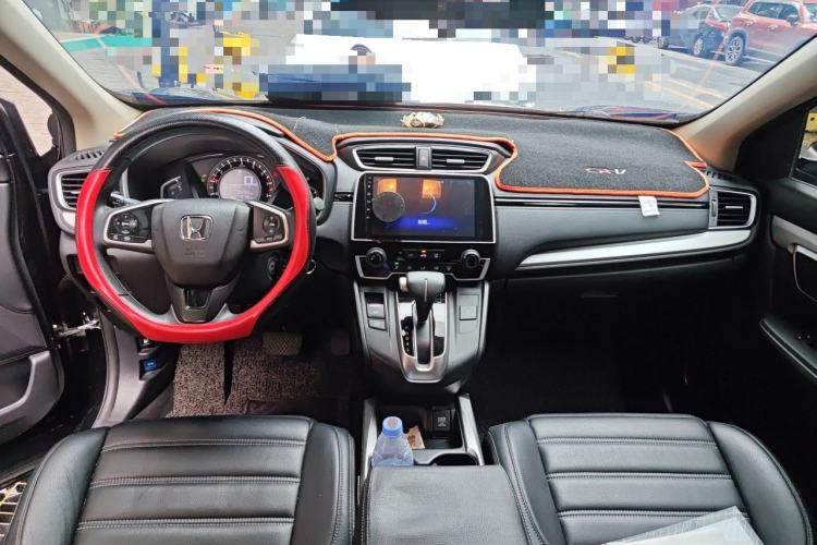 Used Honda CR-V 2017 240TURBO CVT 2WD Comfort Version Center Console
