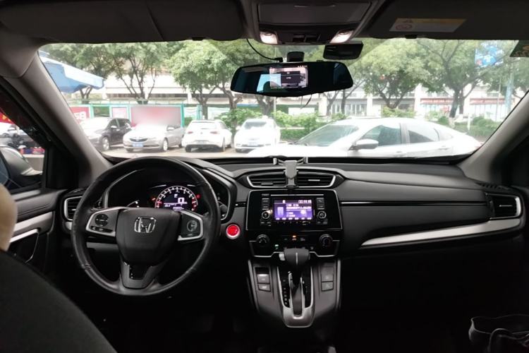 Used Honda CR-V 2017 240TURBO CVT 2WD Urban Edition Center Console