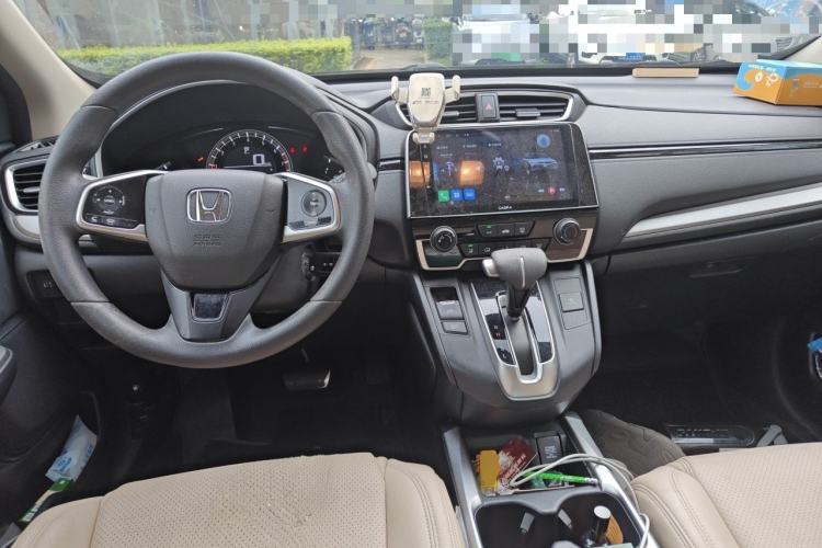Used Honda CR-V 2017 240TURBO CVT 2WD Comfort Version Center Console