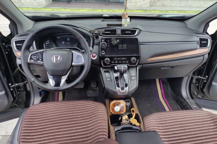 Used Honda CR-V 2017 240TURBO CVT Front-Wheel Drive Fashion Edition Center Console