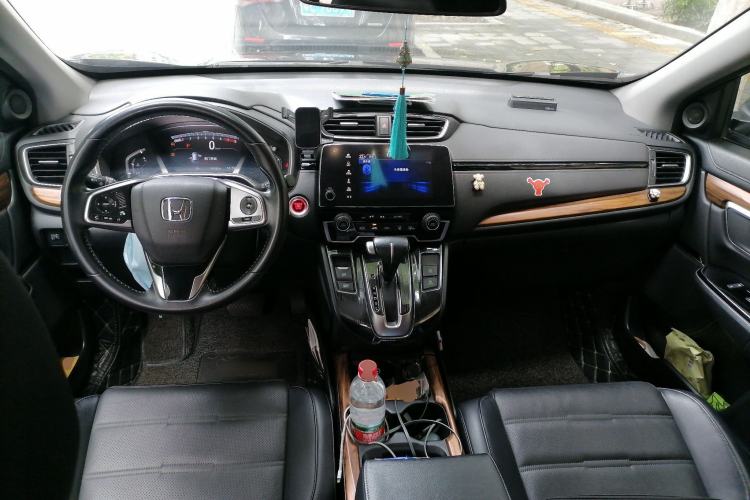 Used Honda CR-V 2017 240TURBO CVT Front-Wheel Drive Fashion Edition Center Console