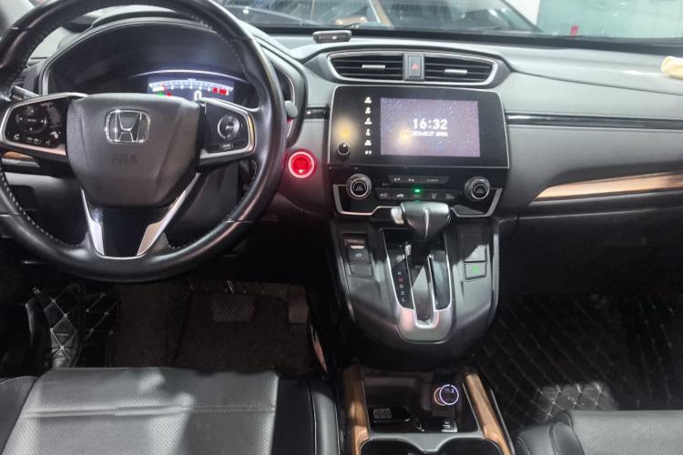 Used Honda CR-V 2017 240TURBO CVT Front-Wheel Drive Fashion Edition Center Console