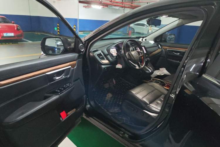 Used Honda CR-V 2017 240TURBO CVT Front-Wheel Drive Fashion Edition Driver Seat