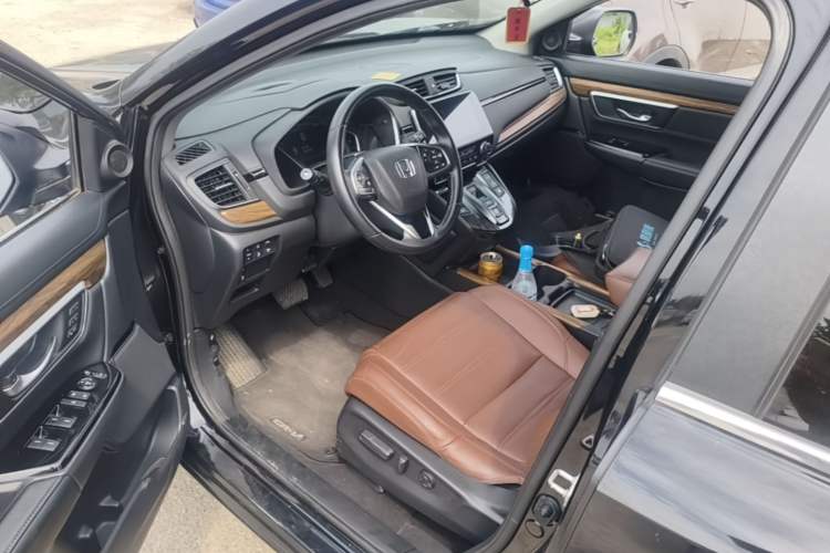 Used Honda CR-V 2017 Hybrid 2.0L Pure Edition Driver Seat