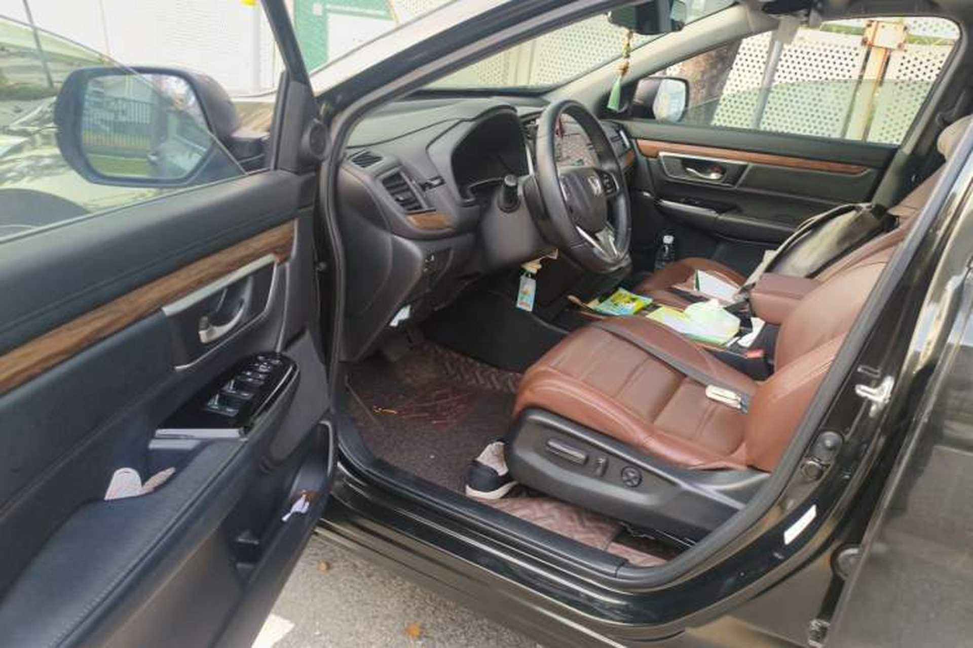 Used Honda CR-V 2017 Hybrid 2.0L Pure Drive Edition Driver Seat