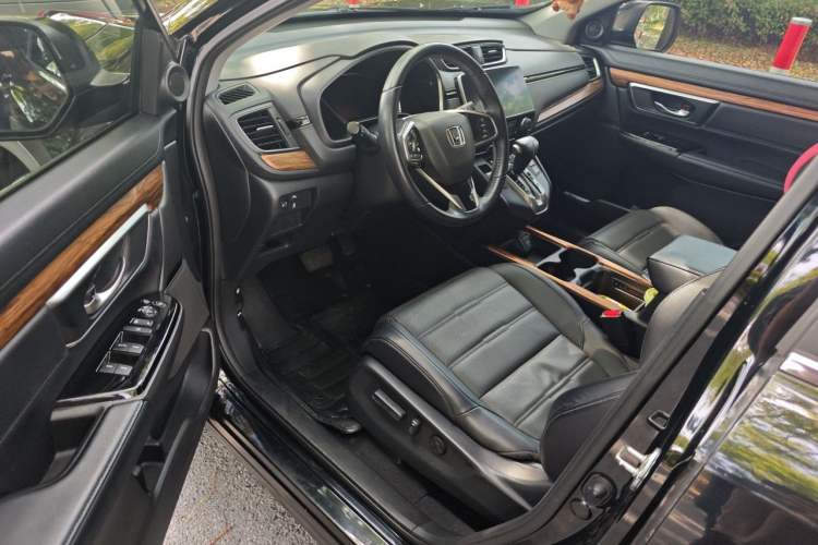 Used Honda CR-V 2017 240TURBO CVT Front-Wheel Drive Fashion Edition Driver Seat