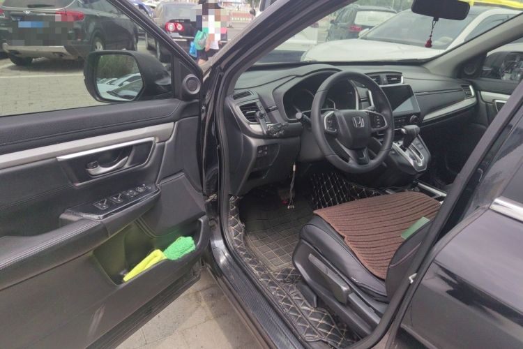 Used Honda CR-V 2017 240TURBO CVT 2WD Urban Edition Driver Seat
