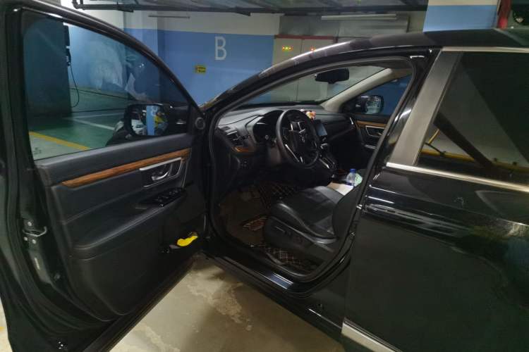 Used Honda CR-V 2017 240TURBO CVT Front-Wheel Drive Fashion Edition Driver Seat