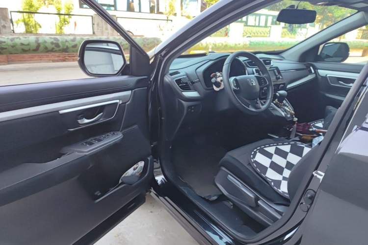 Used Honda CR-V 2017 240TURBO CVT 2WD Urban Edition Driver Seat