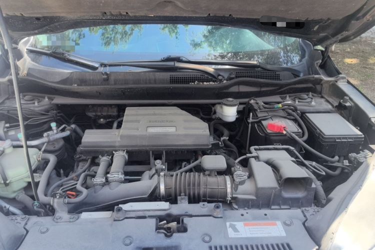 Used Honda CR-V 2017 240TURBO CVT 2WD Comfort Version Engine Bay